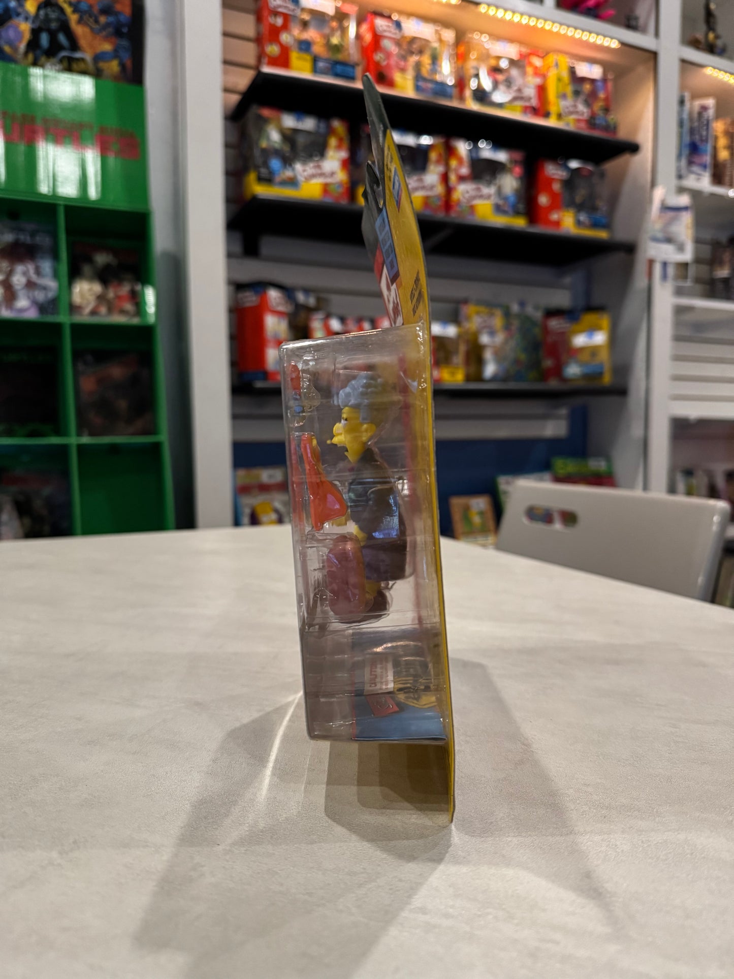 Agnes Skinner - World of Simpsons