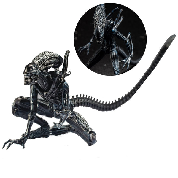 Aliens Crouching Alien Warrior Previews Exclusive 1/18 Scale Figure